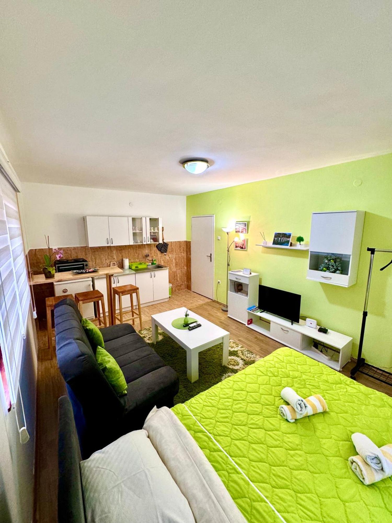 Apartman Lola วิเชกราด ภายนอก รูปภาพ